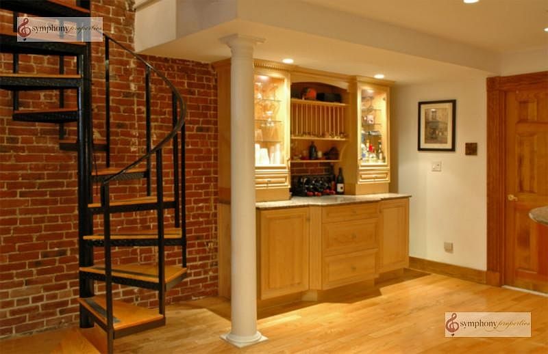 2nd image of 9 Symphony Rd #1C