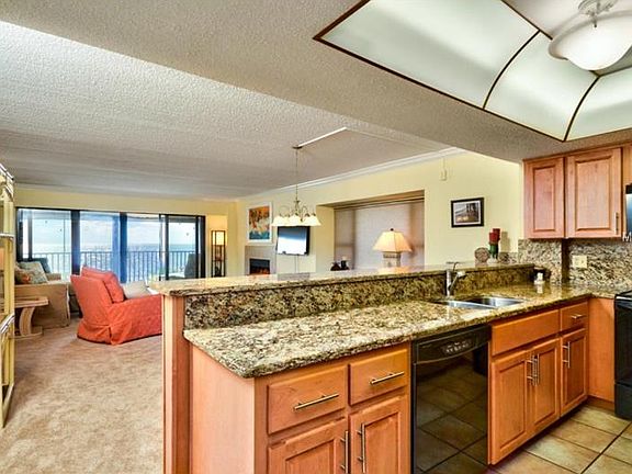 3rd image of 19106 Gulf Blvd APT 402