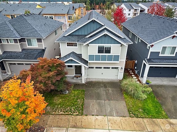2nd image of 8929 Corona Street NE