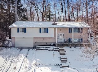 6261 Rivercliff Ln, Dayton, OH 45449