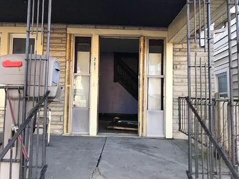 2nd image of 2817 E Michigan St
