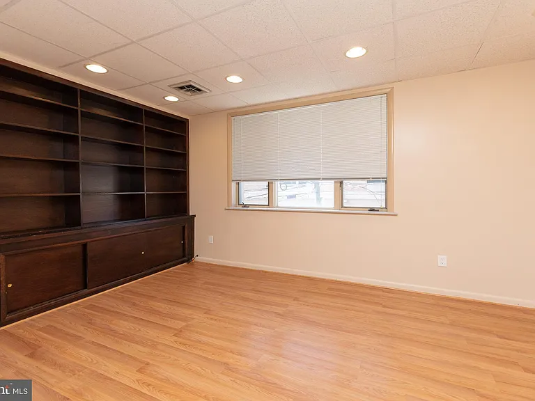 1317 Wolf St #2 — Photo 10