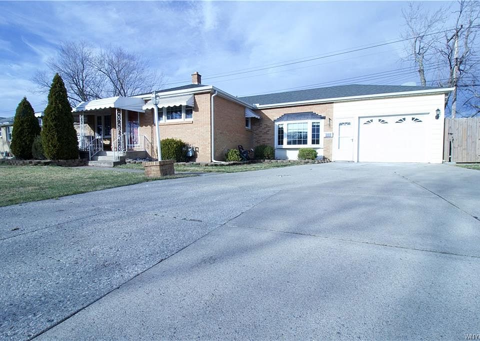 1st image of 169 Santin Dr