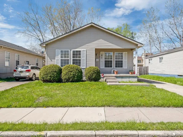 447 Tennessee St, Detroit, MI 48215