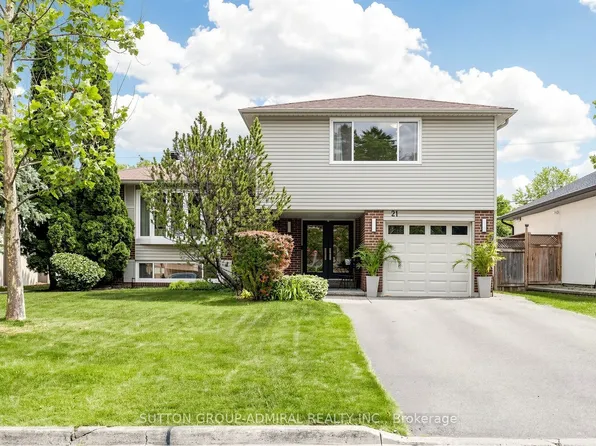 21 Donalbain Cres, Markham, ON L3T 3S3