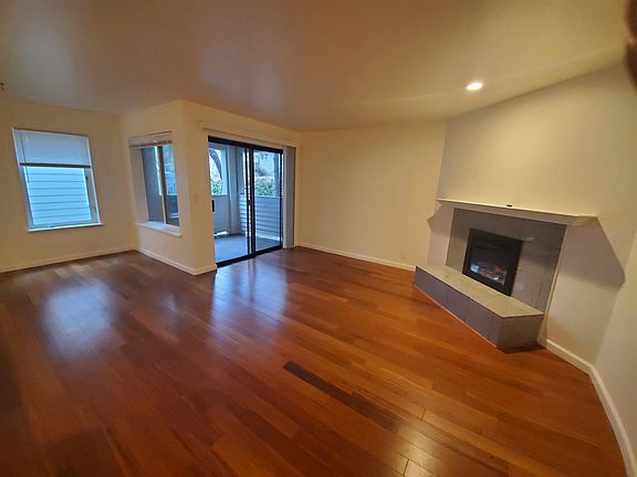 4th image of 11803 93rd Ave NE #10722421
