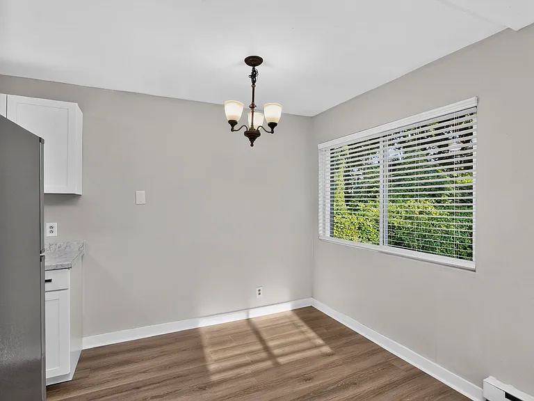 550 Harding Pl #E103 — Photo 26