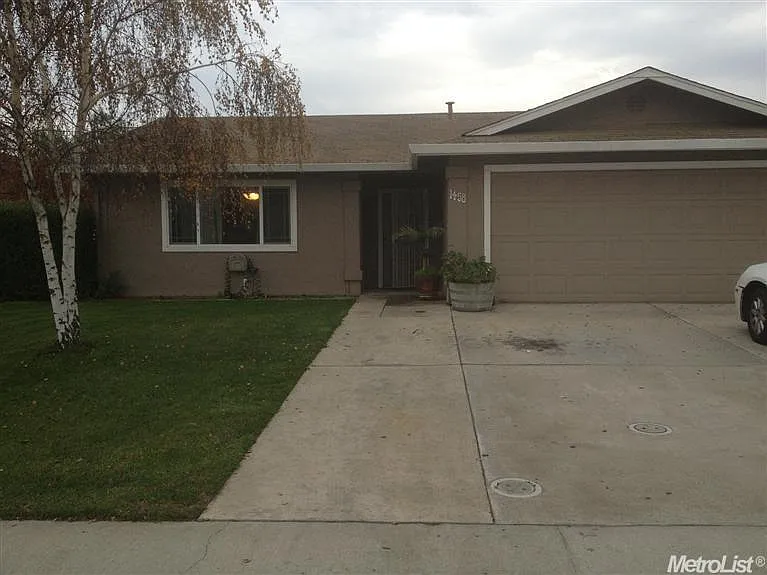 1458 De Boer Dr photo 1