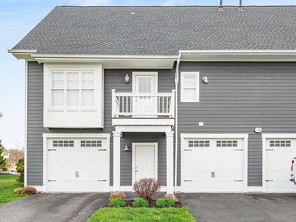 4th image of 14865 Shoreline Dr W