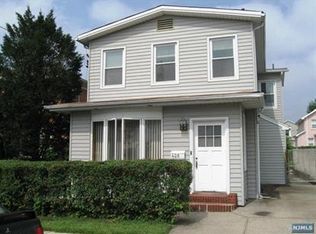 426 3rd St, Carlstadt, NJ 07072