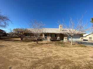 11394 5th Ave, Hesperia, CA 92345