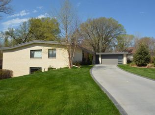 400 Pelletier Dr, Sioux City, IA 51104