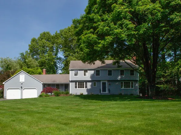 56 Winterset Lane, Simsbury, CT 06070