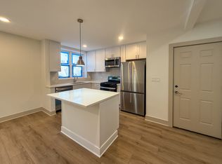 2233 W Huron St #1, Chicago, IL 60612