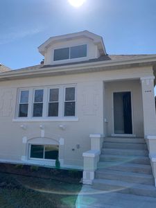 5305 W School St #1, Chicago, IL, 60641