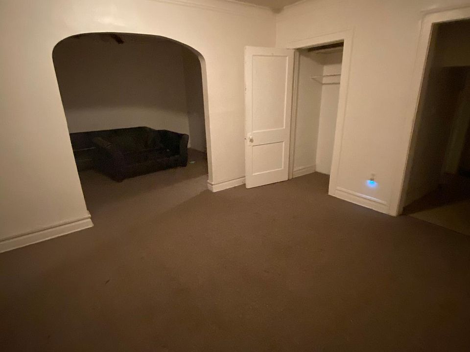 1st image of 1502 Broadway St #2C