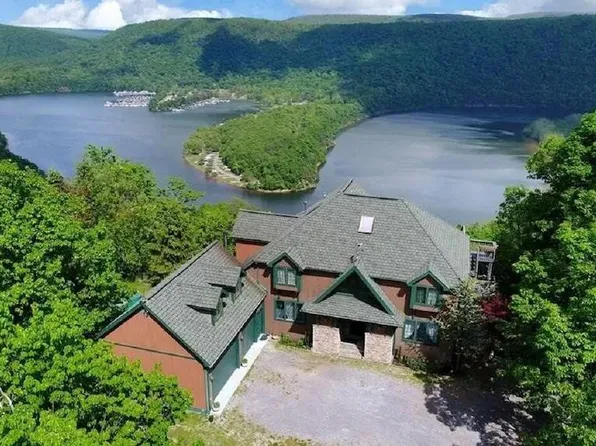 2629 Timberlake Dr, James Creek, PA 16657