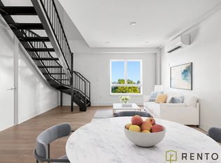 99 N 4th St #302, Brooklyn, NY 11249
