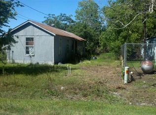 8813 W 1st St, Needville, TX 77461