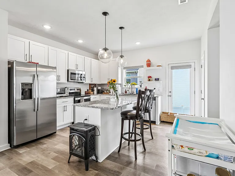 572 Auld Farm Cir — Photo 10