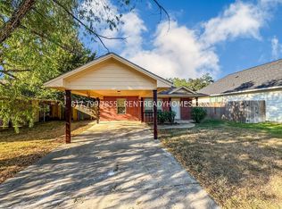 4306 Marsh St, Bryan, TX 77803