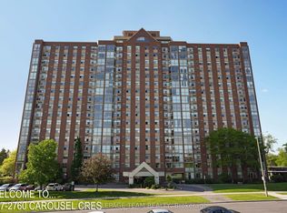 2760 Carousel Cres #507, Ottawa, ON K1T2N4