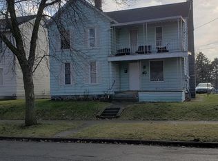 866 9th St NW, Grand Rapids, MI 49504