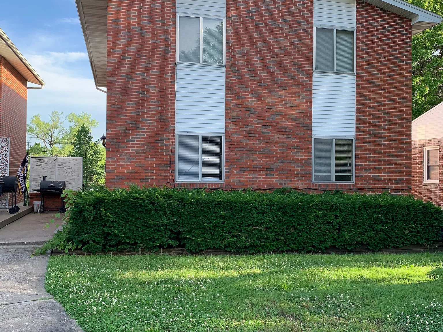 2 bed, 980 sqft, $865 — Photo 1