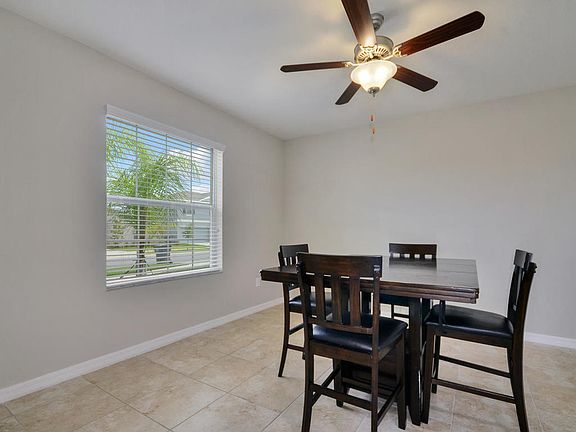 3rd image of 1603 Redmond Brook Ln