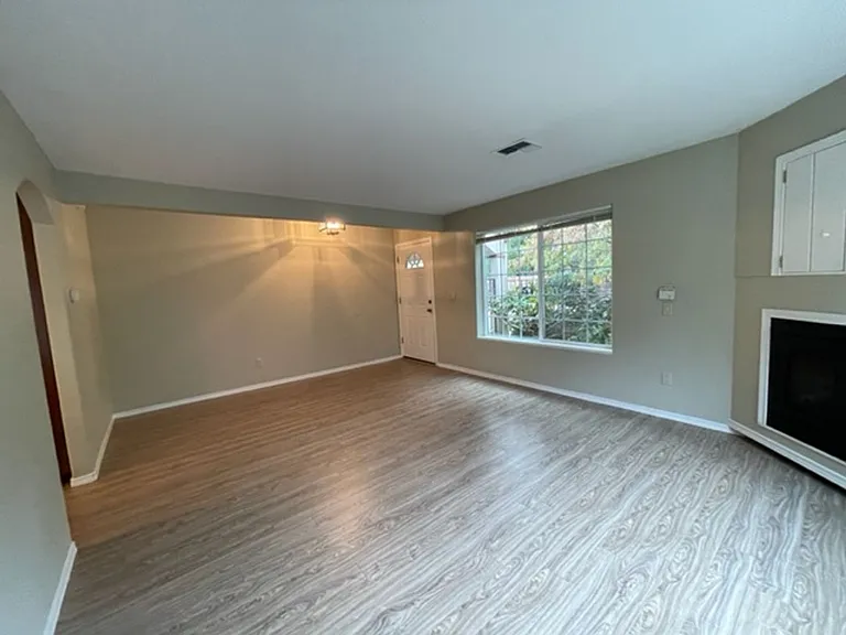 12242 SW Breyman Ave — Photo 4