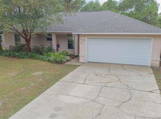2421 Hemlock Dr, Navarre, FL 32566