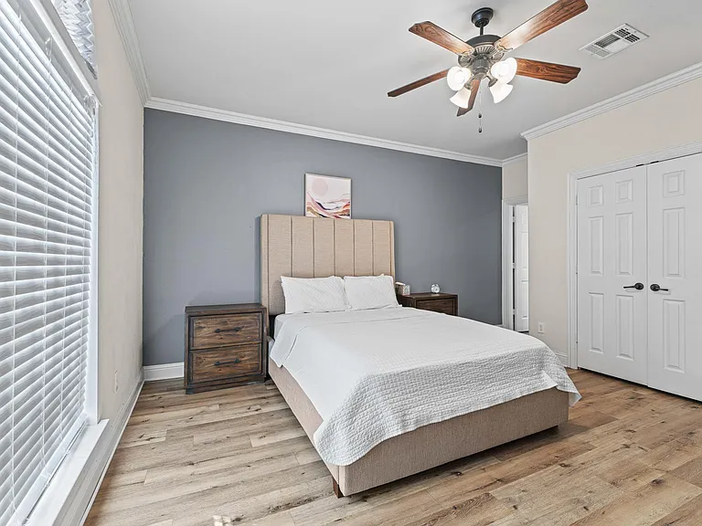 5816 La Vista Dr — Photo 21