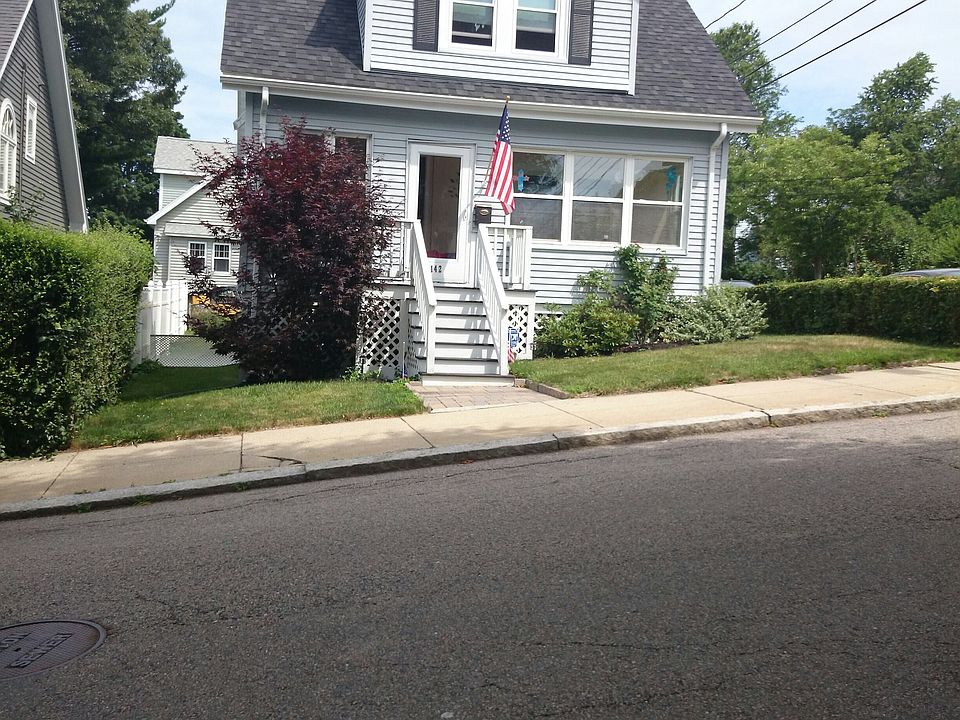 2nd image of 142 Milton St
