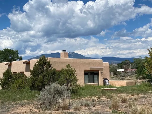 128 Dona Ana Dr #4, Taos, NM 87571