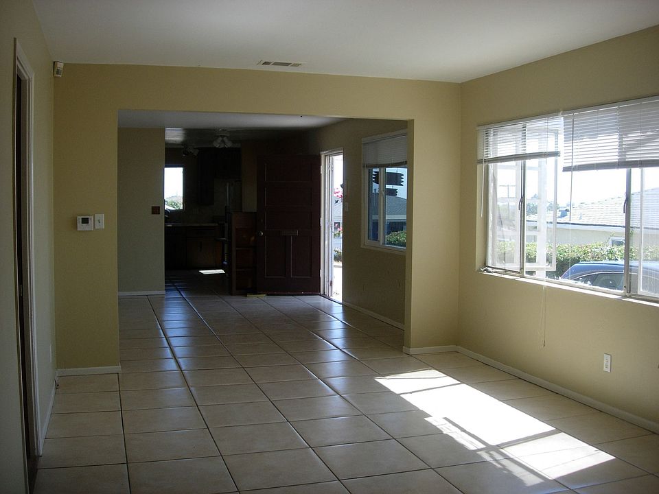 1st image of 6628 Comly Ct