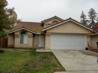 1583 E Pryor Dr, Fresno, CA 93720