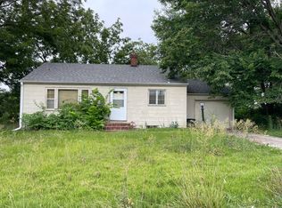 3232 S 11th Street Rd, Saint Joseph, MO 64503