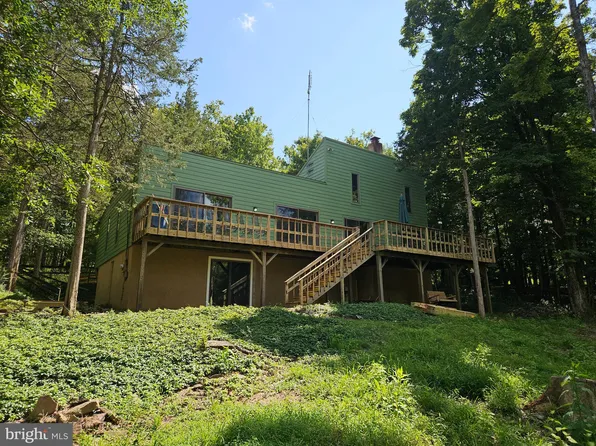6074 Covered Bridge Rd, Pipersville, PA 18947