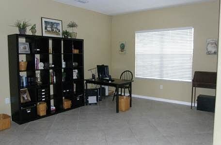 4th image of 240 Anna Maria Way NE