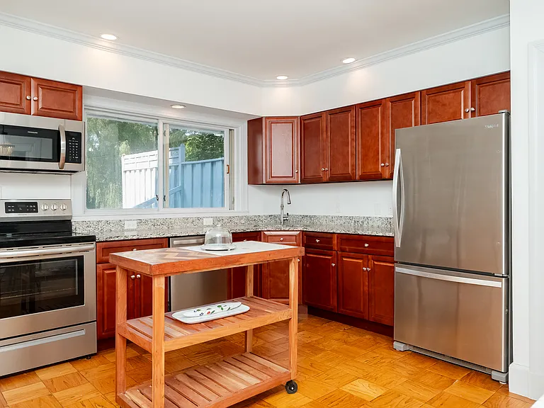 19 Norwood Farms Rd #2R — Photo 3