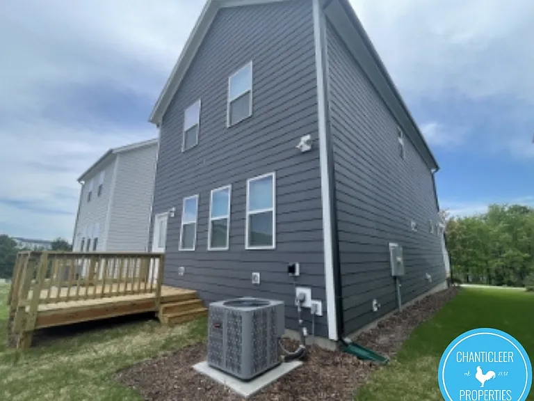 932 Arcadia Hill St — Photo 4