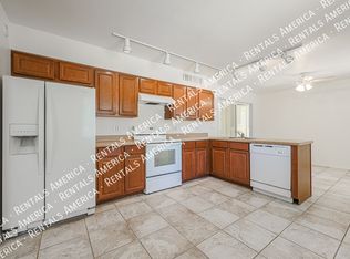 335 E Papago Dr, Tempe, AZ 85281