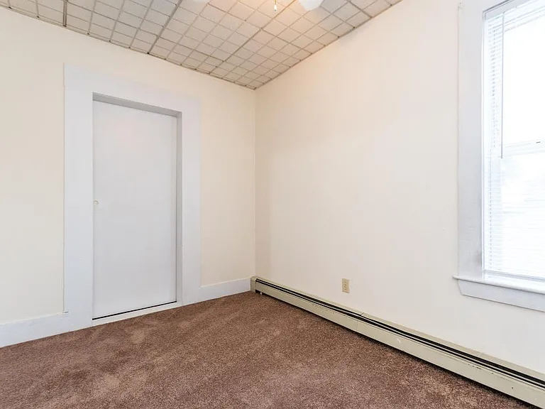 19 Spring St #1 — Photo 17