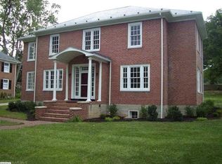 359 Greenville Ave, Staunton, VA 24401
