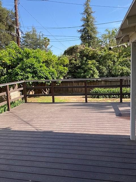 1st image of 2360 Ganesha Ave