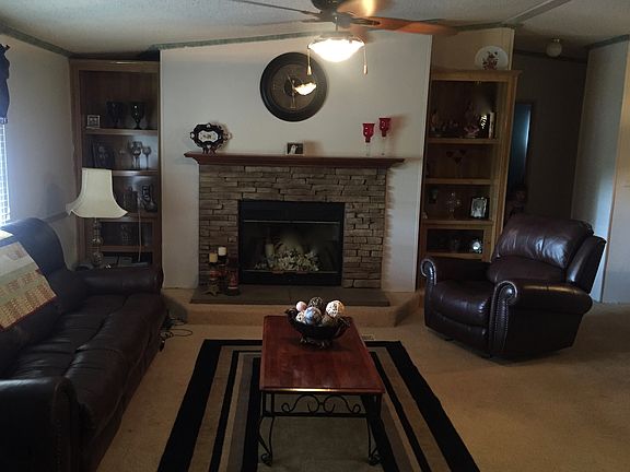 3rd image of 2307 N Davis Ave