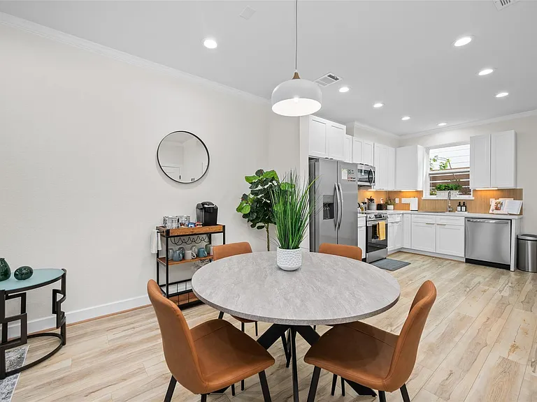 7089 Tierwester St — Photo 12