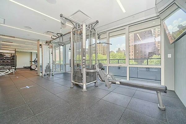 Rented by Compass | media 35