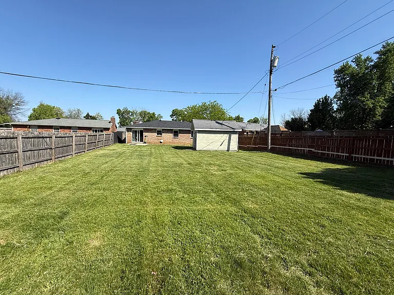 1352 Canonero Dr — Photo 15