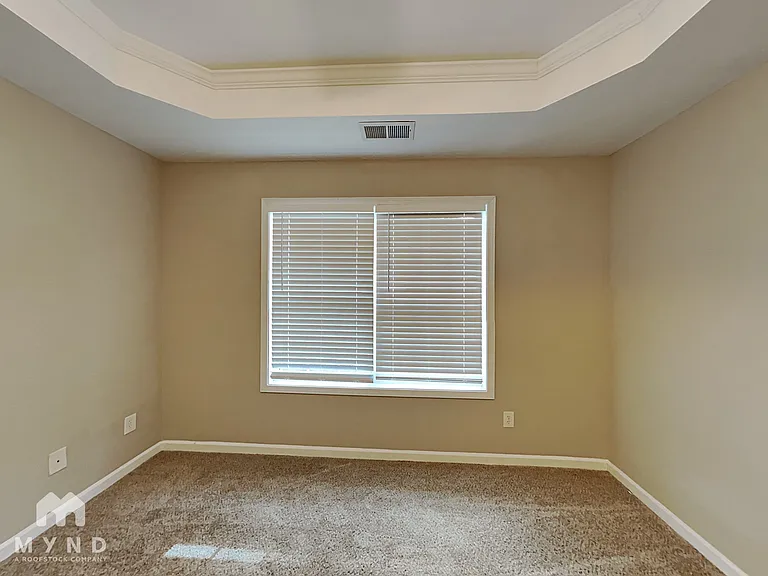 205 Ivy Ct — Photo 13